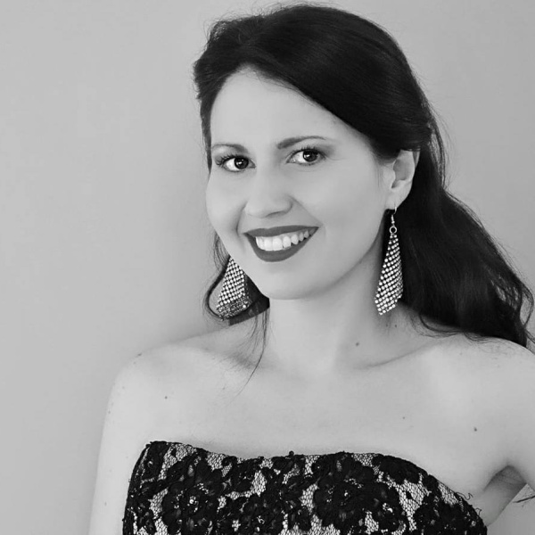 elisa-maffi_600x600_crop_and_resize_to_fit_478b24840a