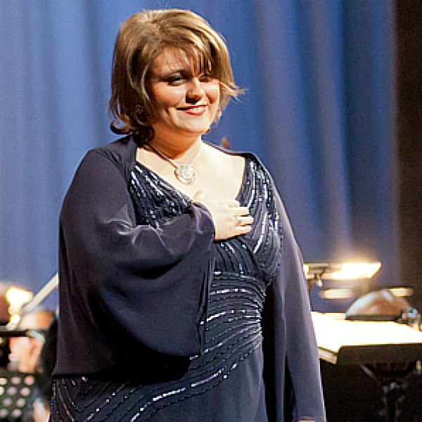 elisa_600x600_crop_and_resize_to_fit_478b24840a